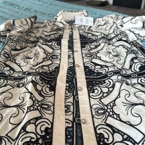 H&M Black and Cream Button Down Shirt